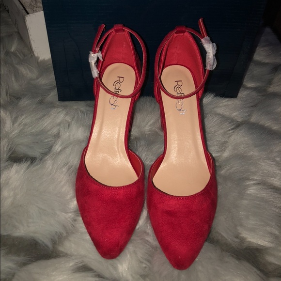 Refresh Red Strap Heels NWT - Picture 3 of 7